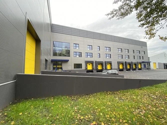 Dzelzavas iela 127 8