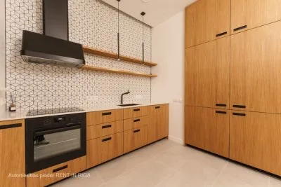 Izīrē dzīvokli, Valdemāra iela 23, Rīga, Labais krasts, Centrs / 1 500 € 3