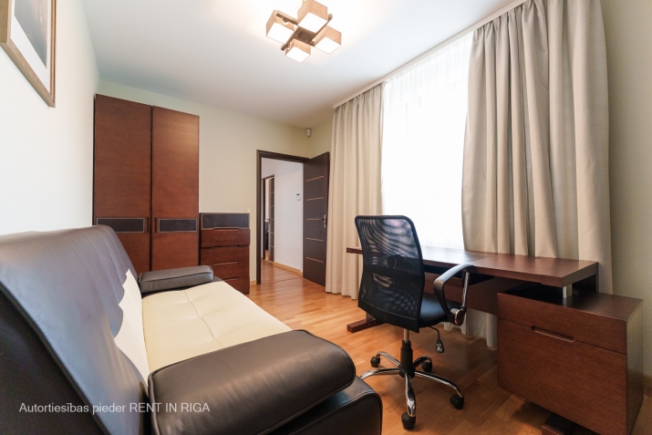 Аренда дома, Spāru улица 3, Babītes novads, Babītes pagasts, Piņķi / 2 500 € 24