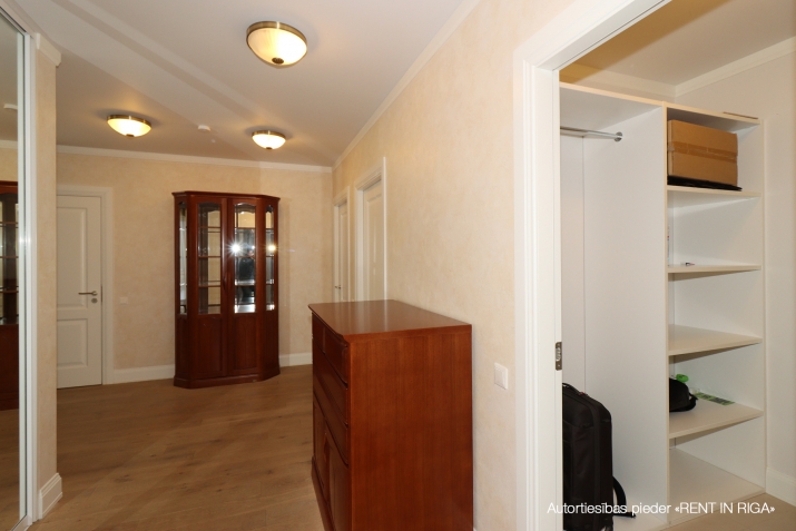 Pārdod dzīvokli, Antonijas iela 16A, Rīga, Labais krasts, Centrs / 310 000 € 12