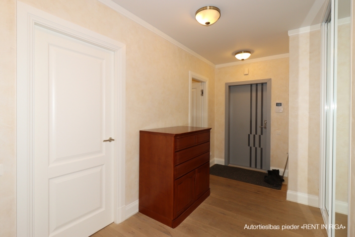 Pārdod dzīvokli, Antonijas iela 16A, Rīga, Labais krasts, Centrs / 310 000 € 15