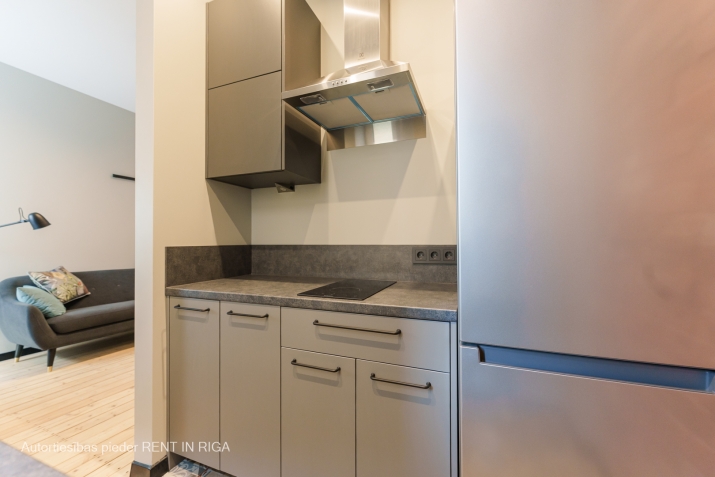 Izīrē dzīvokli, Avotu iela 46 a, Rīga, Labais krasts, Centrs / 600 € 8