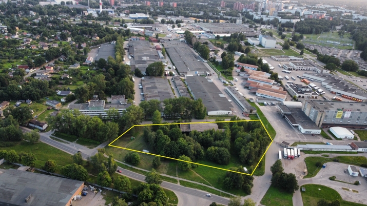 Buļļu iela 70b, 72 1