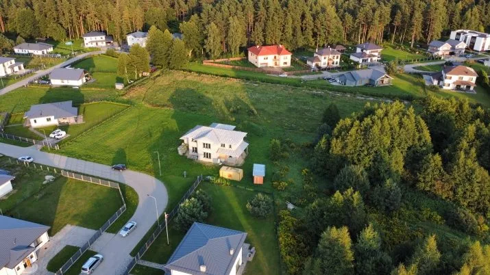 Pārdod māju, Lielā Zaru iela 13, Babītes novads, Babītes pagasts, Spilve / 147 000 € 31
