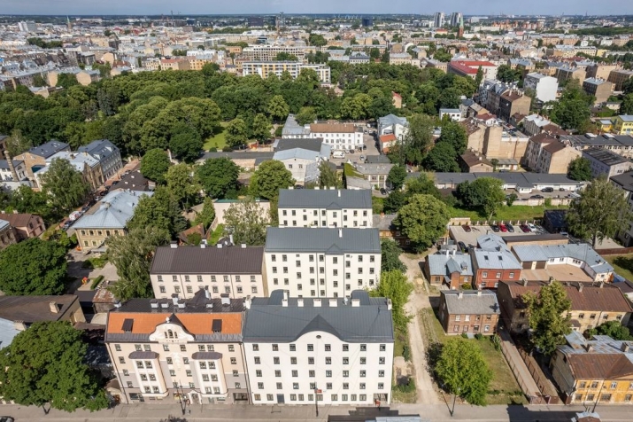 Pārdod dzīvokli, Krāsotāju iela 13, Rīga, Labais krasts, Centrs / 70 183 € 13
