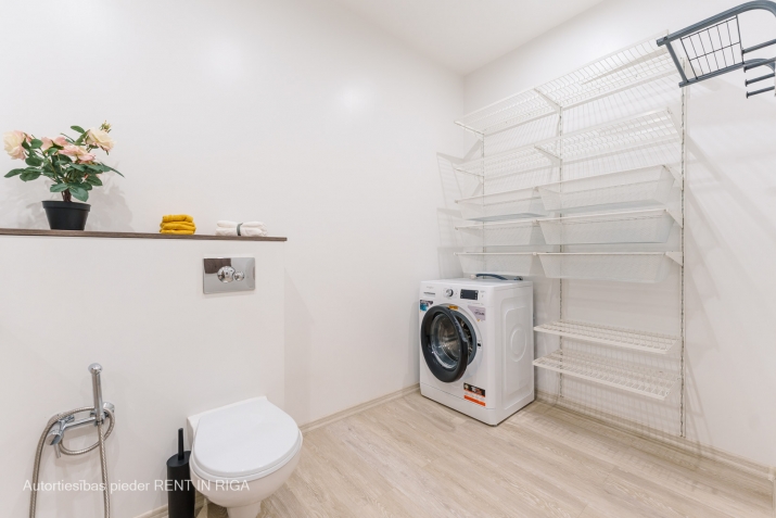 Izīrē dzīvokli, Mazā Piena iela 6, Rīga, Labais krasts, Centrs / 600 € 15