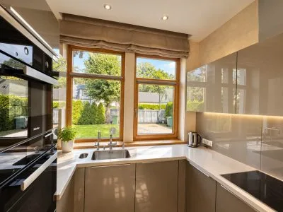Izīrē māju, Meža prospekts iela 71, Jūrmala, Bulduri / 4 000 € 7