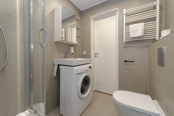 Izīrē dzīvokli, Pulkveža Brieža iela 9, Rīga, Labais krasts, Centrs / 750 € 24