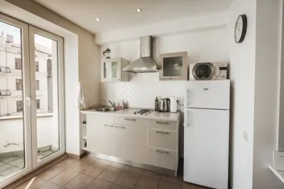 Izīrē dzīvokli, Pulkveža Brieža iela 9, Rīga, Labais krasts, Centrs / 750 € 5