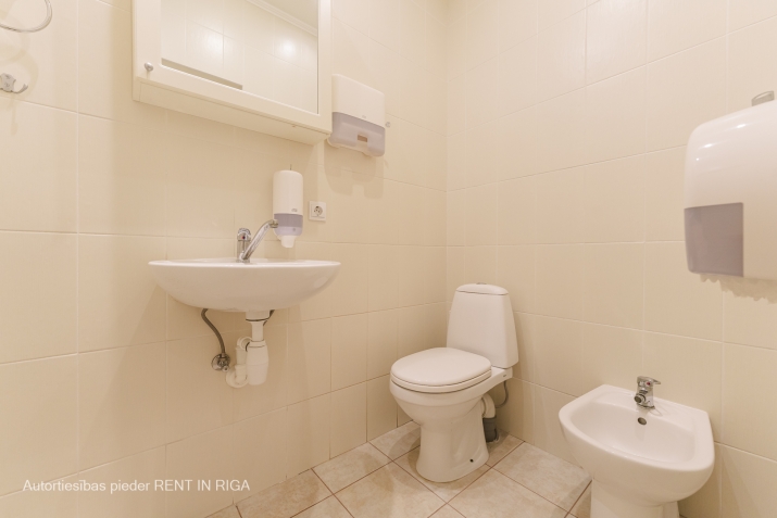 Аренда офиса, Kr. Valdemāra улица 18, Rīga, Labais krasts, Centrs / 1 250 € 12