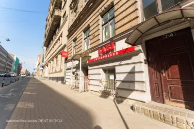 Pārdod investīciju objektu, Lāčplēša iela 47, Rīga, Labais krasts, Centrs / 110 000 € 2