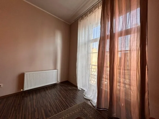 Dzirnavu iela 82 2
