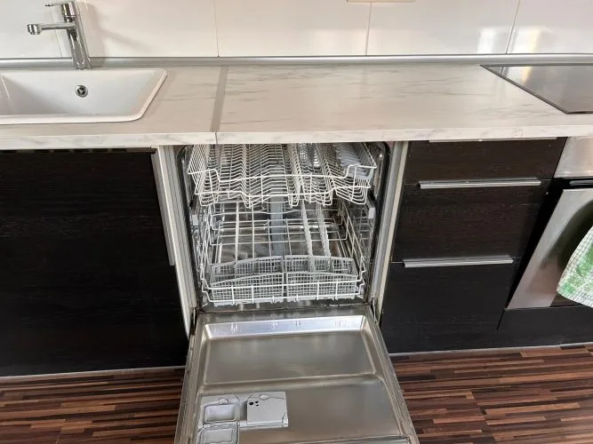 Izīrē dzīvokli, Dzirnavu iela 82, Rīga, Labais krasts, Centrs / 790 € 11