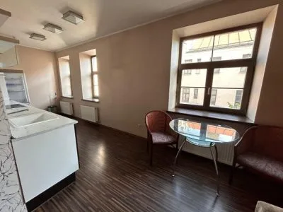 Izīrē dzīvokli, Dzirnavu iela 82, Rīga, Labais krasts, Centrs / 790 € 10