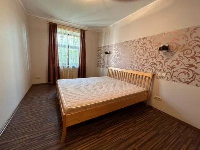 Izīrē dzīvokli, Dzirnavu iela 82, Rīga, Labais krasts, Centrs / 790 € 1
