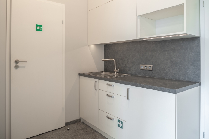 Izīrē biroju, Duntes iela 3, Rīga, Labais krasts, Centrs / 2 704 € 22