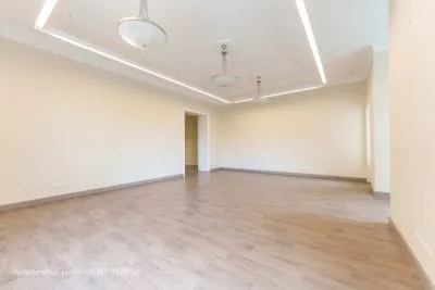 Pārdod biroju, Brīvības iela 103, Rīga, Centrs / 340000 € 6