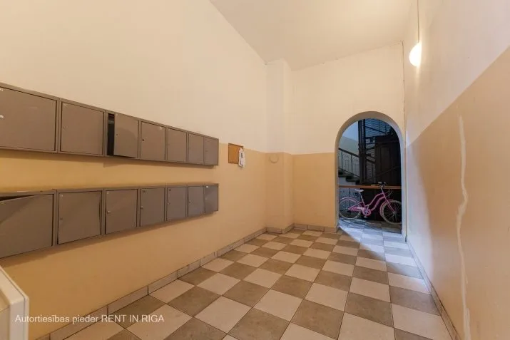 Pārdod dzīvokli, Skarņu iela 9, Rīga, Labais krasts, Centrs / 215 000 € 19