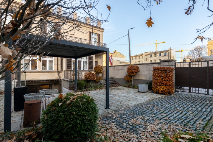 Pārdod māju, Emīla Melngaiļa iela 6, Rīga, Labais krasts, Centrs / 1 450 000 € 49