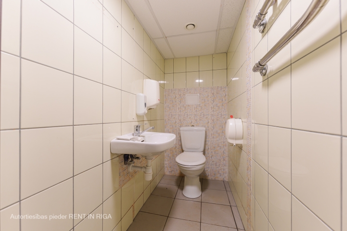 Izīrē tirdzniecības telpas, Citadeles iela 3, Rīga, Labais krasts, Centrs / 2 174 € 7