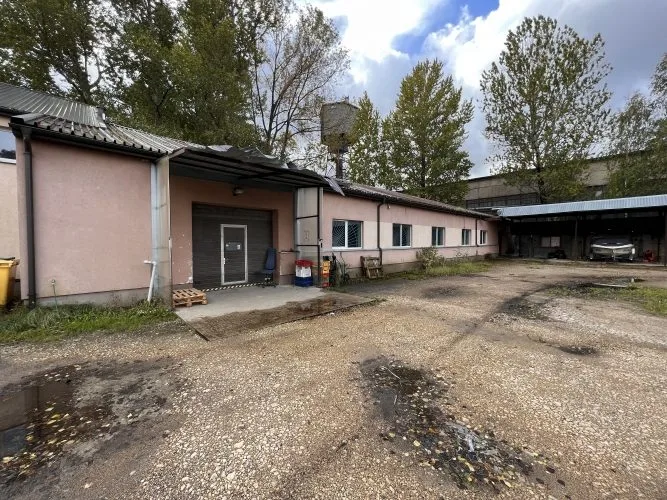 Izīrē noliktavu, Ganību dambis iela 19a, Rīga, Labais krasts, Centrs / 3 600 € 1