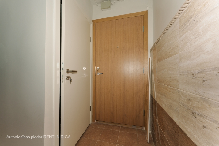 Pārdod dzīvokli, Struktoru iela 5, Rīga, Labais krasts, Teika / 49 000 € 10