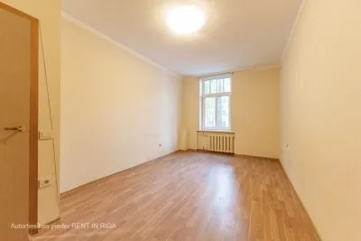 Pārdod dzīvokli, Struktoru iela 5, Rīga, Labais krasts, Teika / 72 380 € 8