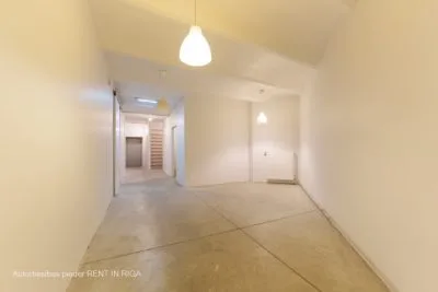 Izīrē tirdzniecības telpas, Baznīcas iela 31, Rīga, Centrs / 950 € 5