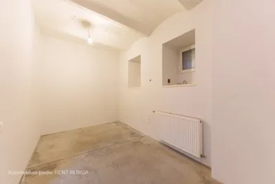 Izīrē tirdzniecības telpas, Baznīcas iela 31, Rīga, Centrs / 950 € 8