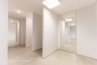 Izīrē tirdzniecības telpas, Baznīcas iela 31, Rīga, Centrs / 950 € 6