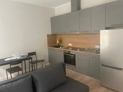 Izīrē dzīvokli, Alfrēda Kalniņa iela 4, Rīga, Labais krasts, Centrs / 700 € 2