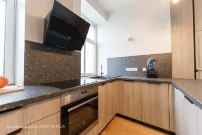 Izīrē dzīvokli, Brīvības iela 95, Rīga, Labais krasts, Centrs / 1 350 € 8