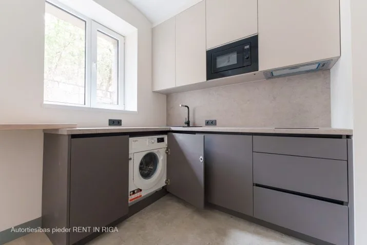 Zeļļu iela 13 2
