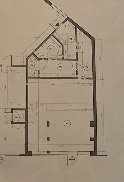 Izīrē tirdzniecības telpas, Latgales iela 425a, Rīga, Labais krasts, Ķengarags / 850 € 8