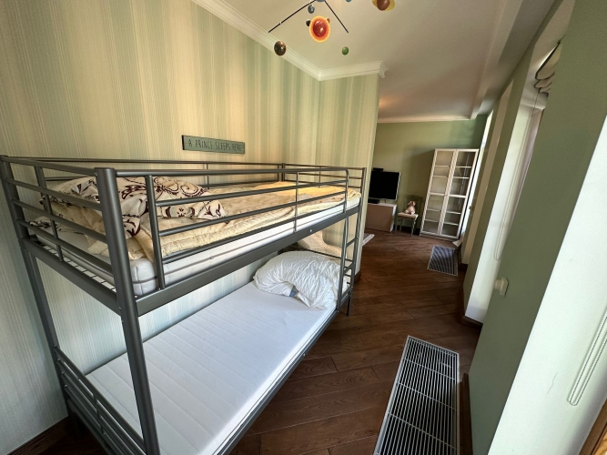 Izīrē dzīvokli, Jomas iela 15, Jūrmala, Majori / 1 500 € 9