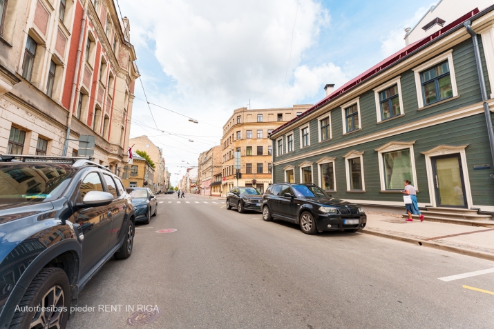 Izīrē dzīvokli, Stabu iela 87, Rīga, Labais krasts, Centrs / 590 € 22