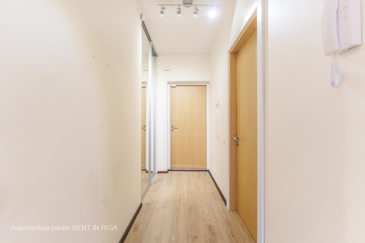 Pārdod dzīvokli, Miera iela 61, Rīga, Labais krasts, Centrs / 95 000 € 8