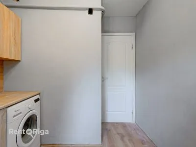 Izīrē dzīvokli, Rušonu iela 5 k1, Rīga, Labais krasts, Ķengarags / 450 € 2