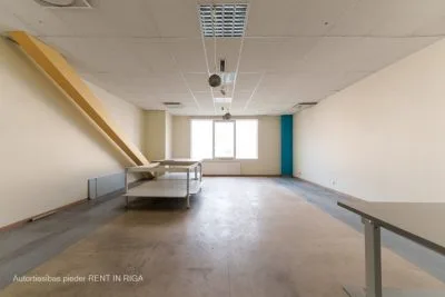 Izīrē tirdzniecības telpas, Starta iela 4a, Rīga, Labais krasts, Čiekurkalns / 5 000 € 8
