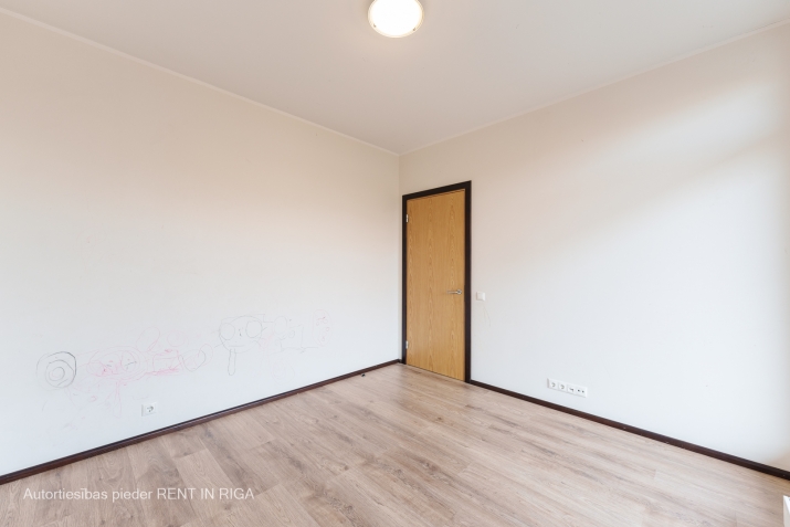 Pārdod dzīvokli, Miera iela 61, Rīga, Labais krasts, Centrs / 128 000 € 8