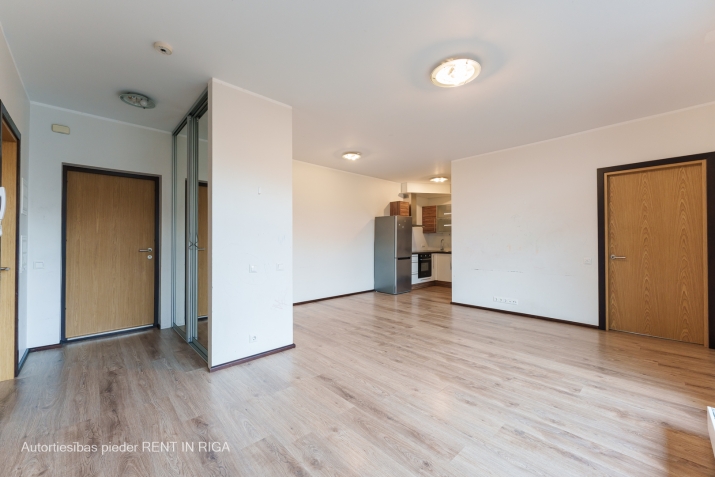 Pārdod dzīvokli, Miera iela 61, Rīga, Labais krasts, Centrs / 128 000 € 1