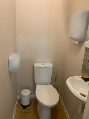 Pārdod tirdzniecības telpas, Salnas iela 5, Rīga, Pļavnieki / 99000 € 5