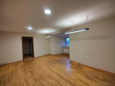 Izīrē biroju, Krūzes iela 5, Rīga, Šampēteris / 520 € 2