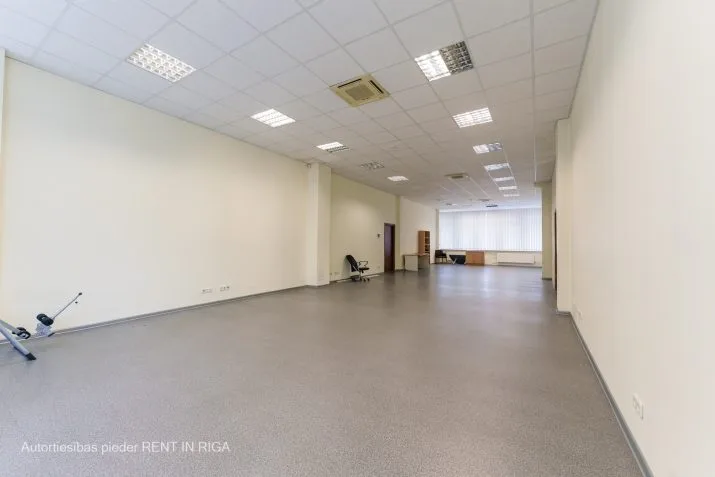 Ganību dambis iela 36 1