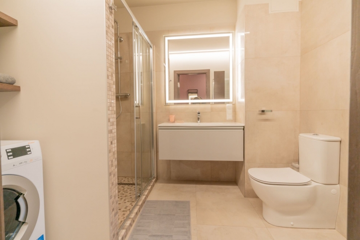 Izīrē dzīvokli, Birznieka Upīša iela 13, Rīga, Labais krasts, Centrs / 850 € 12