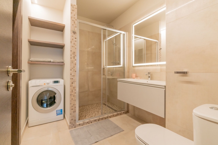 Izīrē dzīvokli, Birznieka Upīša iela 13, Rīga, Labais krasts, Centrs / 850 € 13