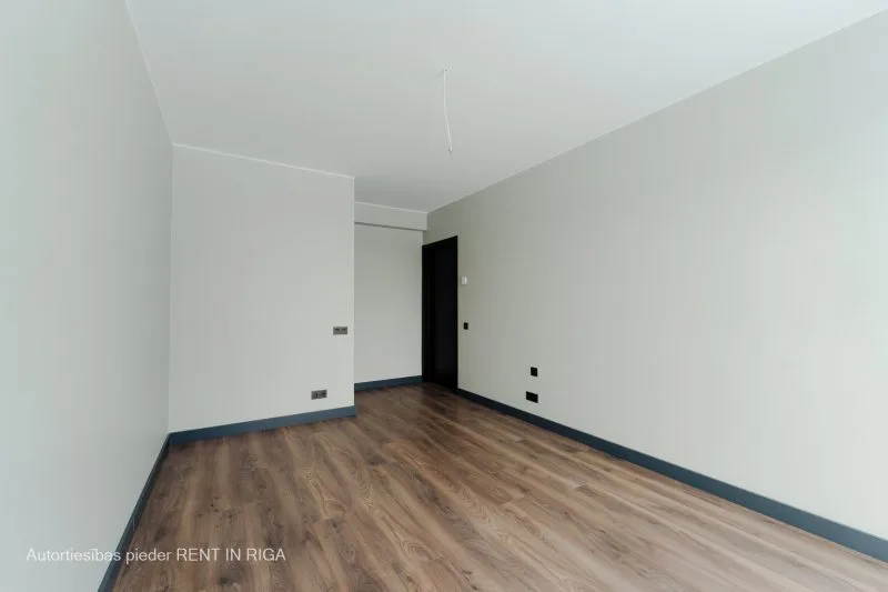 Mežmalas iela 10 18