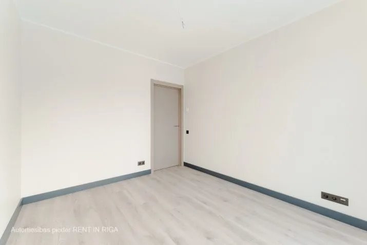 Mežmalas iela 10 14