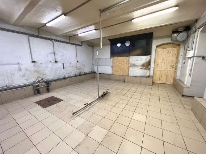 Izīrē tirdzniecības telpas, Matīsa iela 38, Rīga, Labais krasts, Centrs / 1 700 € 11
