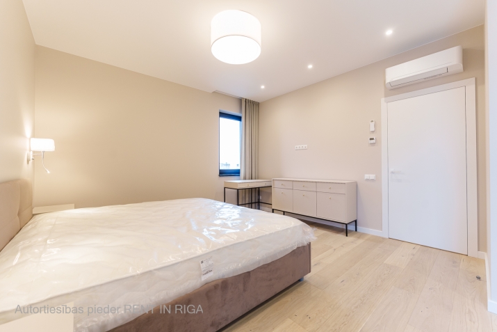 Jomas iela 8 18